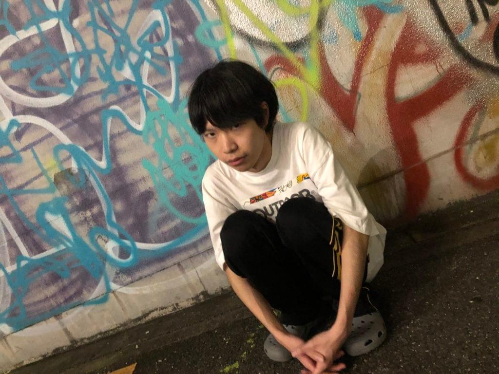 頂上を見続ける男 Atelier 掲載画像